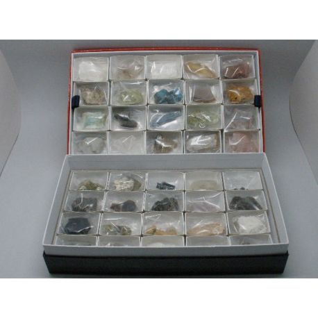 Minerals petits 30x50 mm CM-22. Capsa 40 peces